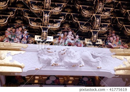 日光Toshogu寺廟Yomei門雕塑 日光Toshogu寺廟Yomei門雕塑 41775619
