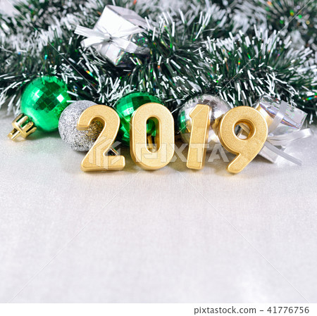 2019 year golden figures 41776756