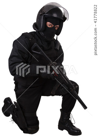 police special forces officer in black uniform police special forces officer in black uniform 41778822