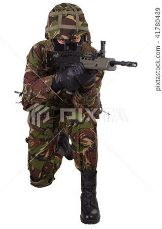 British Army Soldier with assault rifle British Army Soldier with assault rifle 41780489