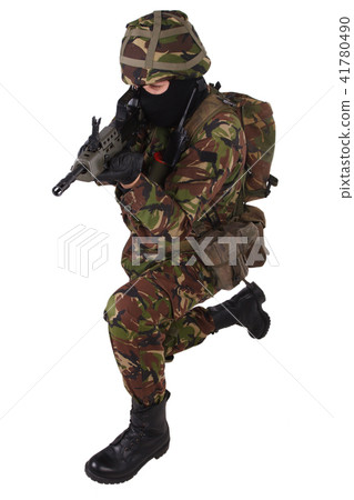 British Army Soldier with assault rifle 41780490