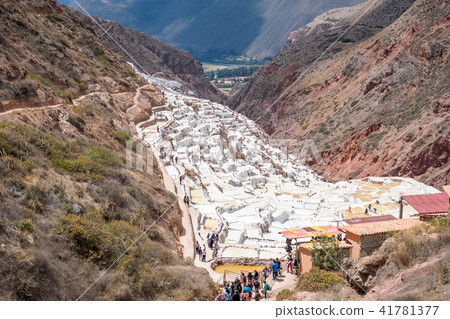 The Maras Salt Mines – Peru’s most amazing Inca si 41781377