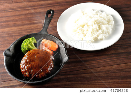 Hamburger lunch of demiglace sauce Hamburger lunch of demiglace sauce 41784238