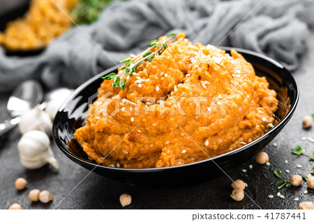 Hummus. Fresh homemade сhickpea hummus 41787441