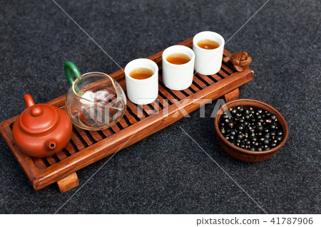 Traditional Chinese tea ceremony  41787906
