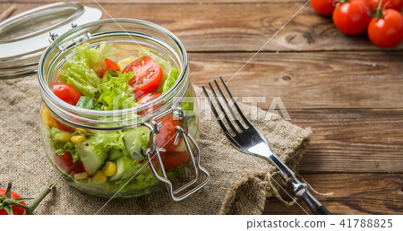 Summer salad of fresh vegetables 41788825