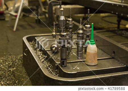 Manufacturer Image Nobody 41789588