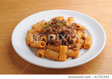 Pasta Bolognese Rigatoni 41791562