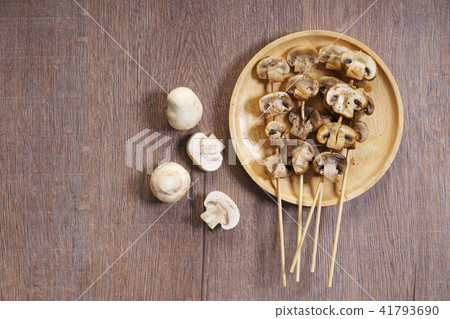 skewers with mushrooms 41793690