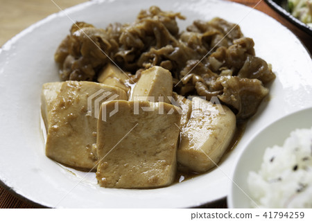 meat and tofu 41794259