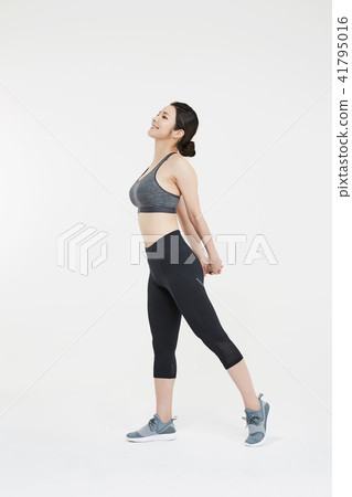 Sporty woman Sporty woman 41795016