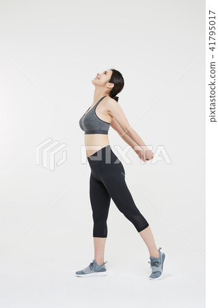 Sporty woman Sporty woman 41795017