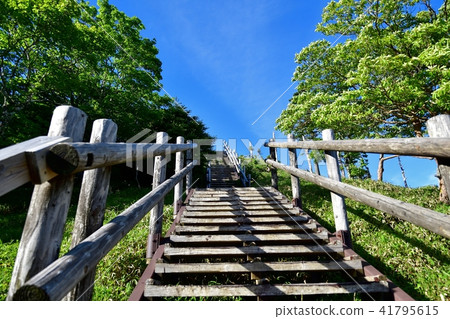 Up stairs to the summit top Up stairs to the summit top 41795615
