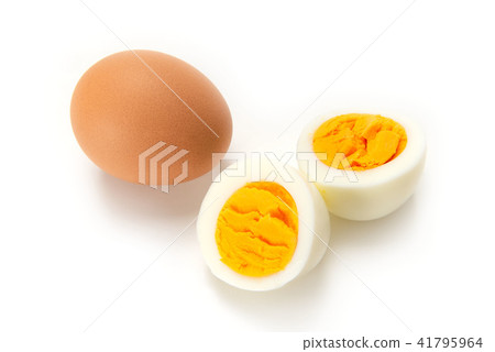 Boiled egg cut in half 41795964