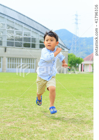 Boys Children park Running lawn 41796316
