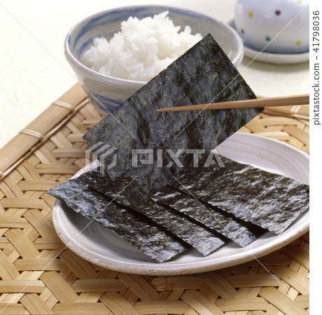 I can go for 3 cups of rice with just seaweed 41798036