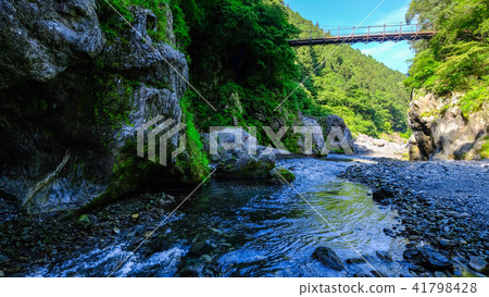 Hatonosu山谷（16：9） 41798428