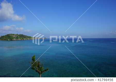 Blue Sea Blue Sea 41798456