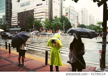下雨天 下雨天 41799114