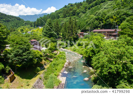 Shima Onsen and Shimbashi River 41799298