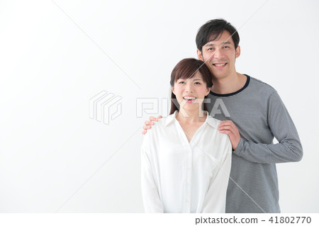 中間夫妻 41802770