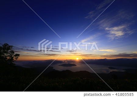 Tsubetsu Pass（北海道）的日出 41803585