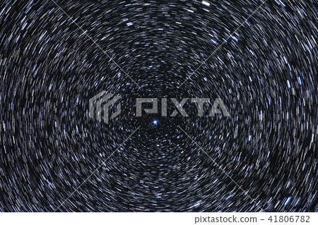 極星和晝夜運動 41806782