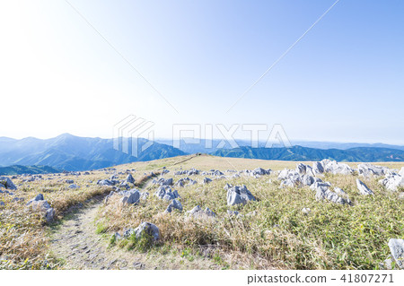 Shikoku karst 41807271