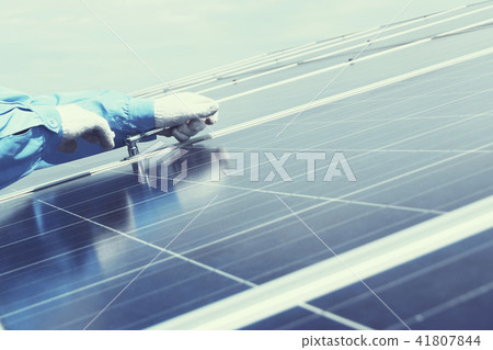 engineer team working  in solar power 41807844