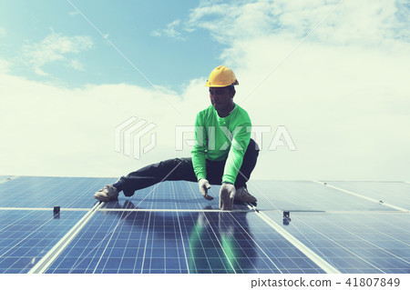 engineer team working  in solar power 41807849