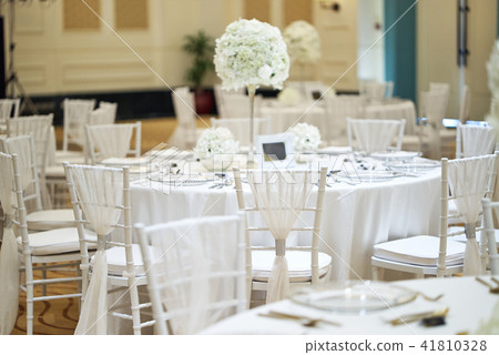 White flower decoration on the wedding reception 41810328