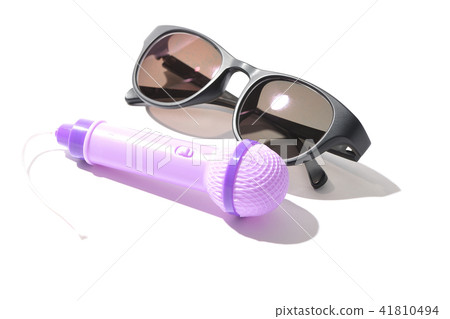 Famous moderator ~ Once it is done with CM ~ 41810494