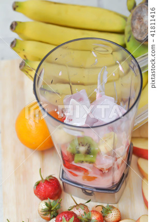 fruit and yogurt with banana ,kiwi fruitstrawberry 41811416
