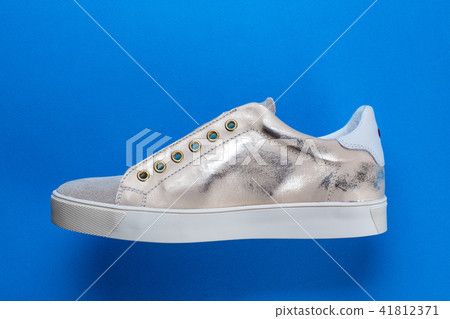 golden female sneakers 41812371