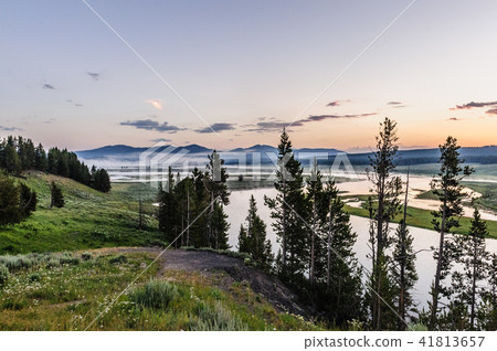 Sunrise at Hayden Valley 41813657