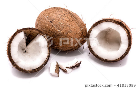 Fresh coconut isolated on white 41815089