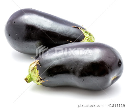 Fresh isolated eggplant on white 41815119