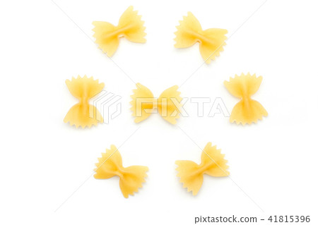 Raw fresh farfalle isolated on white 41815396