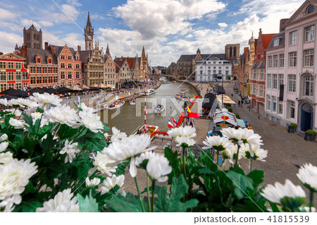 Belgium. Gent. The city embankment on a sunny afternoon. 41815539