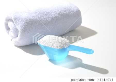 Pure white feelings 41818041