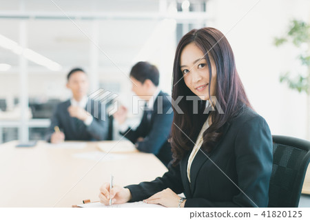 商務 會議 協定 41820125