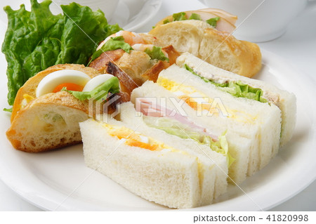 Mixed sandwich 41820998