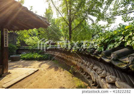 Gyeonggi Province, Yongin, Folk Village 41822282