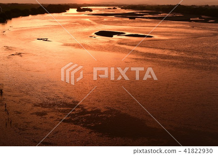 Tone trout evening sunset Tone trout evening sunset 41822930