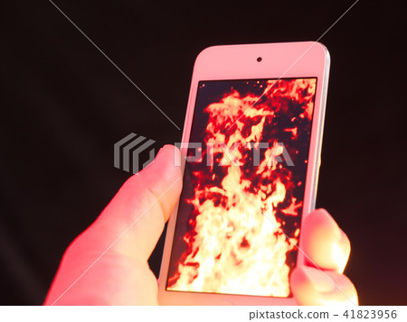 Smartphone and flame 41823956