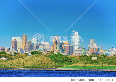 Skyline view of skyscrapers from water 41827504