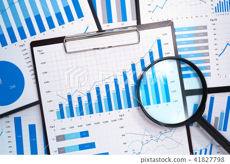分析和收集統計數據。許多增長圖,報告和放大鏡。 分析和收集統計數據。許多增長圖,報告和放大鏡。 41827798