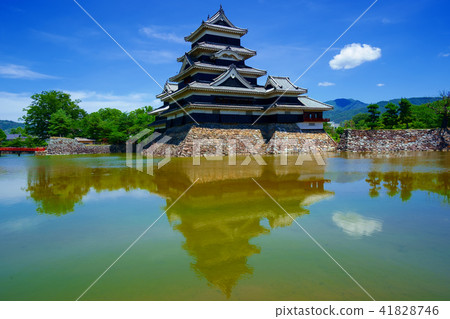 松本城堡和護城河 松本城堡和護城河 41828746