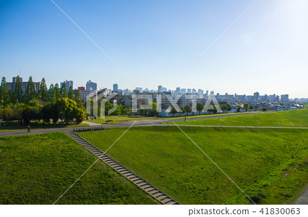 Yodogawa riverbed seen from Sugawara Jojima Ohashi and cityscape of Osaka Yodogawa riverbed seen from Sugawara Jojima Ohashi and cityscape of Osaka 41830063