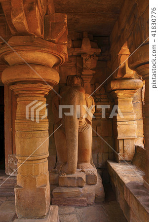 A life size elephant rider flanking dvara-bandha 41830776